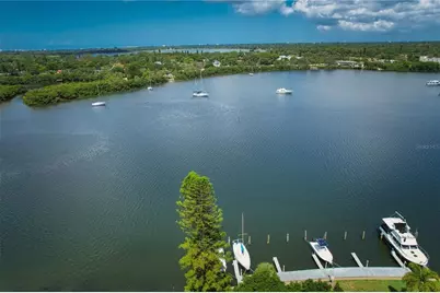 165 Pompano Dr SE, Saint Petersburg, FL 33705 - Photo 30