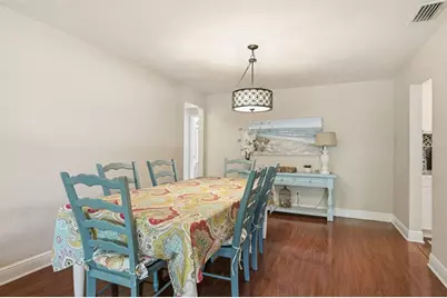 9165 136th Street, Seminole, FL 33776 - Photo 10