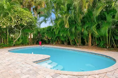 9165 136th Street, Seminole, FL 33776 - Photo 36