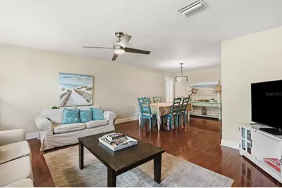 9165 136th Street, Seminole, FL 33776 - Photo 8