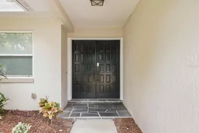 9165 136th Street, Seminole, FL 33776 - Photo 4