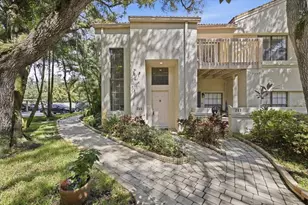 255 Los Prados Dr, Safety Harbor, FL 34695 - Photo 1
