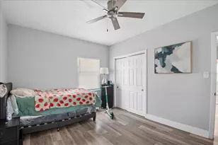 3001 W Chestnut St, Tampa, FL 33607 - Photo 12