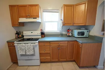 145 NE Lincoln Circle N, Saint Petersburg, FL 33702 - Photo 12