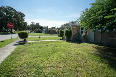 145 NE Lincoln Circle N, Saint Petersburg, FL 33702 - Photo 50