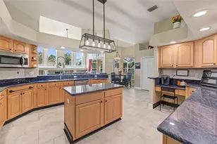 5109 Sylvan Oaks Dr, Valrico, FL 33596 - Photo 16