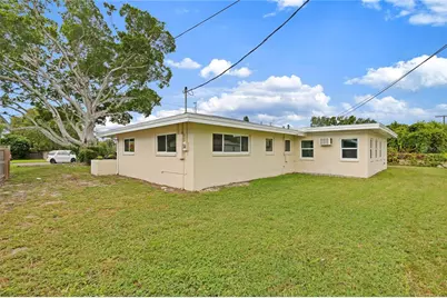 1431 Pinellas Point Drive S, Saint Petersburg, FL 33705 - Photo 44
