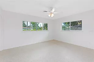 1431 Pinellas Point Dr S, Saint Petersburg, FL 33705 - Photo 28
