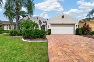818 King Leon Way, Sun City Center, FL 33573 - Photo 1