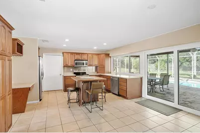 4502 Mohican Trail, Valrico, FL 33594 - Photo 18