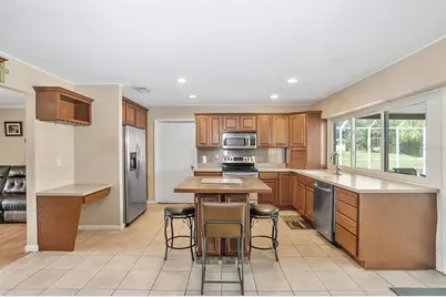 4502 Mohican Trail, Valrico, FL 33594 - Photo 16