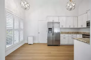 2805 Northcote Dr, Palm Harbor, FL 34684 - Photo 4