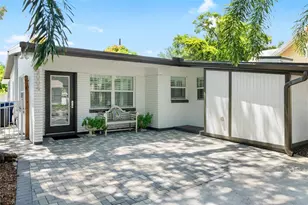 3004 W Bay Villa Ave, Tampa, FL 33611 - Photo 1