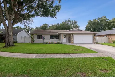 2158 Beverly Ln, Clearwater, FL 33763 - Photo 2