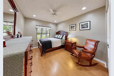 2216 Lake Bay Way, Brandon, FL 33511 - Photo 32