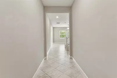 3123 Hilliard Dr, Wesley Chapel, FL 33543 - Photo 4