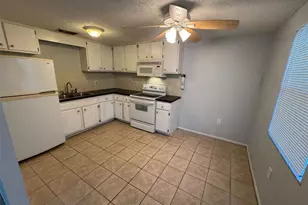 5838 Siesta Ln, Port Richey, FL 34668 - Photo 4