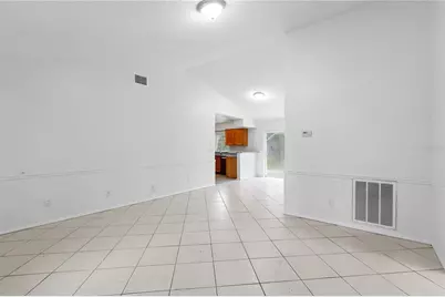 8221 Autumn Oak Avenue, Port Richey, FL 34668 - Photo 6