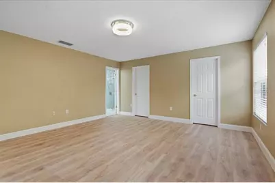 19149 Dove Creek Drive, Tampa, FL 33647 - Photo 32
