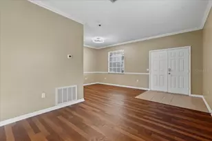 19149 Dove Creek Dr, Tampa, FL 33647 - Photo 10