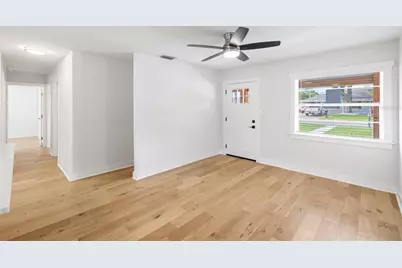 4232 W Bay View Avenue, Tampa, FL 33611 - Photo 8