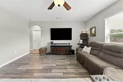 506 Diamond Ridge Road, Seffner, FL 33584 - Photo 8
