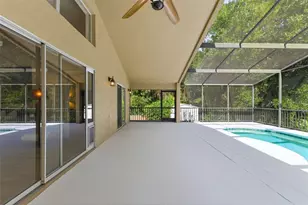 19221 Robin Perch Ln, Tampa, FL 33647 - Photo 46