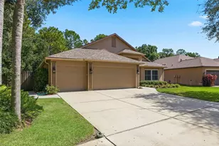 19221 Robin Perch Ln, Tampa, FL 33647 - Photo 4