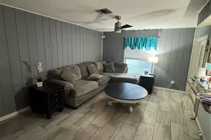 1818 Orange Hill Dr, Brandon, FL 33510 - Photo 6