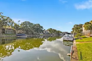 6308 Newtown Cir, Tampa, FL 33615 - Photo 2