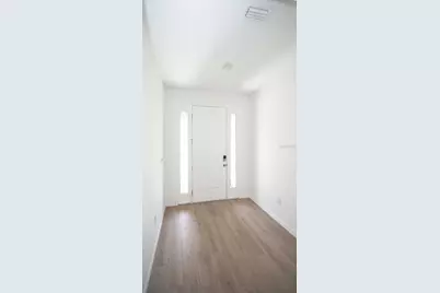 32533 Midsummer Night Lane, Wesley Chapel, FL 33543 - Photo 6