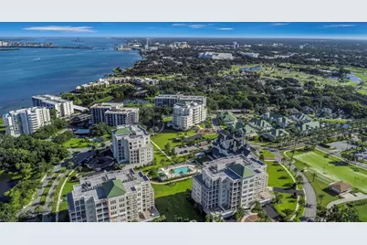 8 Belleview Boulevard #108, Belleair, FL 33756 - Photo 4