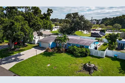 8465 Ridgewood Circle, Seminole, FL 33772 - Photo 1