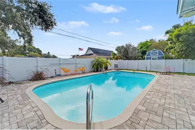 8465 Ridgewood Circle, Seminole, FL 33772 - Photo 28