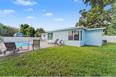 8465 Ridgewood Circle, Seminole, FL 33772 - Photo 30