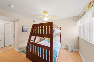 825 S Village Dr N, Saint Petersburg, FL 33716 - Photo 16