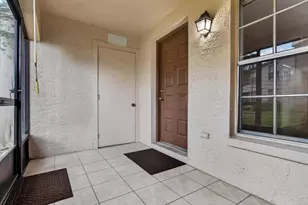 2998 Bonaventure Cir, Palm Harbor, FL 34684 - Photo 6