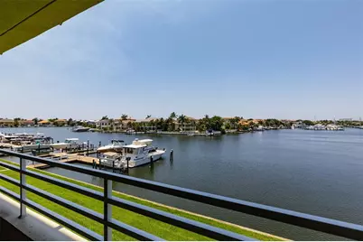 2775 Kipps Colony Drive S #205, Saint Petersburg, FL 33707 - Photo 36