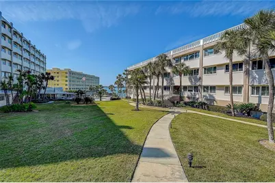 100 Bluff View Drive #514A, Belleair Bluffs, FL 33770 - Photo 2