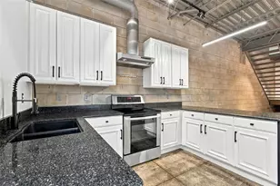 2509 W Azeele St, Tampa, FL 33609 - Photo 14