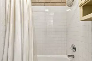 2509 W Azeele St, Tampa, FL 33609 - Photo 36