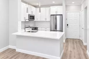 4221 W Spruce St, Tampa, FL 33607 - Photo 12