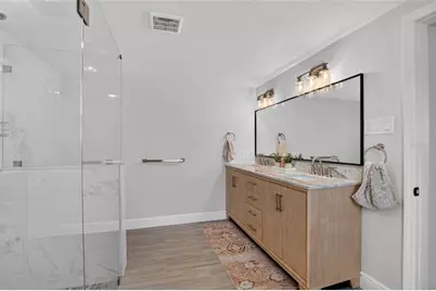 9043 2nd Street N, Saint Petersburg, FL 33702 - Photo 30