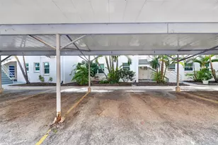 491 1st St S, Saint Petersburg, FL 33701 - Photo 18