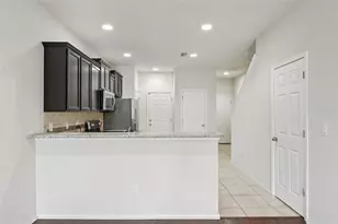 4935 White Sanderling Ct, Tampa, FL 33619 - Photo 24