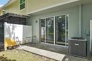 4935 White Sanderling Ct, Tampa, FL 33619 - Photo 46