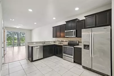 4935 White Sanderling Court, Tampa, FL 33619 - Photo 20