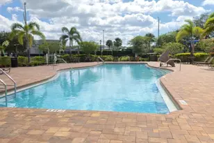 7628 Clovelly Park Pl, Apollo Beach, FL 33572 - Photo 2