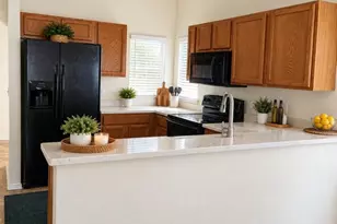 7628 Clovelly Park Pl, Apollo Beach, FL 33572 - Photo 4