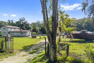 10034 Burton St, New Port Richey, FL 34654 - Photo 4